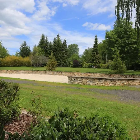 Hostellerie La Bruyere Hotel 3*