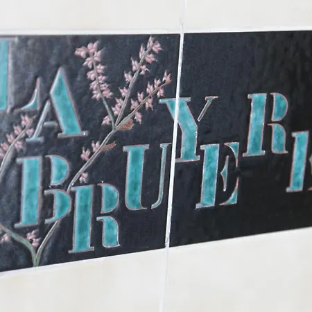 La Bruyere Hotel