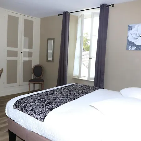 La Bruyere Hotel